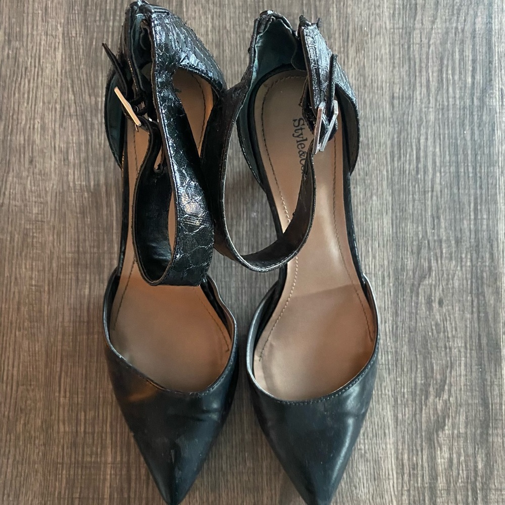 Style & Co. Faux Snake Black Heels Adjustable Double Ankle Straps & Back Zip